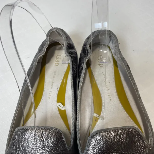 Gap Women's Metallic Scrunch Leather Flat Loafers Size‎ 9 - Image 4
