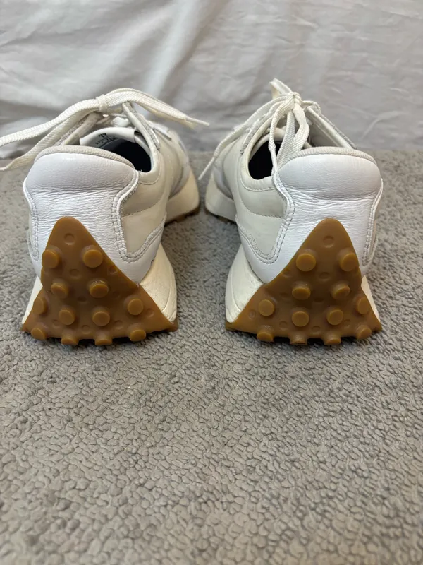 327 New Balance - Image 5