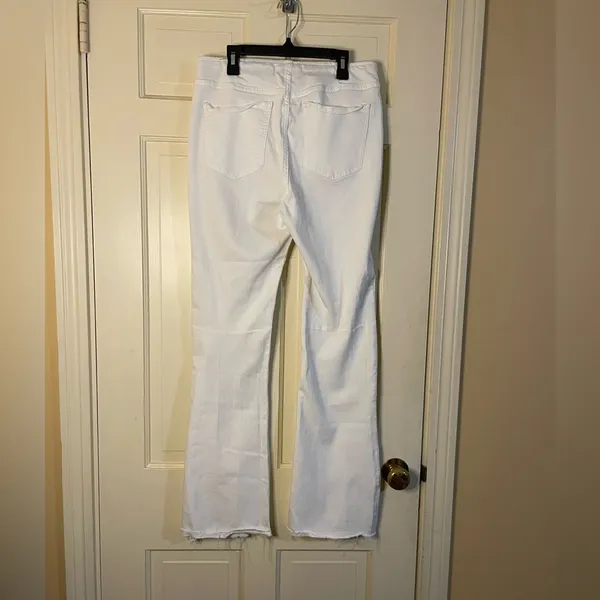 FP We The Free Jenny High Rise Skinny Flare Pullon Pants White Size 31 - Image 6