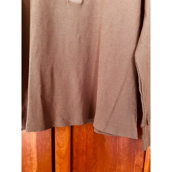 American Giant Shirt Thermal Henley Waffle Brown Size Medium - Image 4