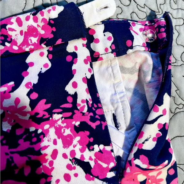 Lilly Pulitzer Hazelle Beyond The Sea Print Stretch Athletic Shorts Size 6💛 - Image 6