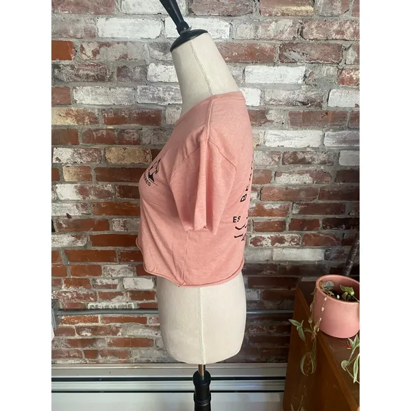 Beach Bum Threads Surf Club Crop Tee Small Pink Hammerhead Shark Graphic T-Shirt - Image 3