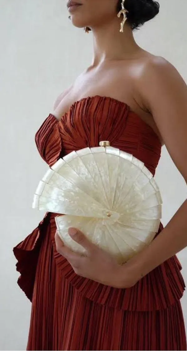 Cult Gaia Sirena Shell Acrylic Rounded Seashell Clutch in Ivory - Image 2