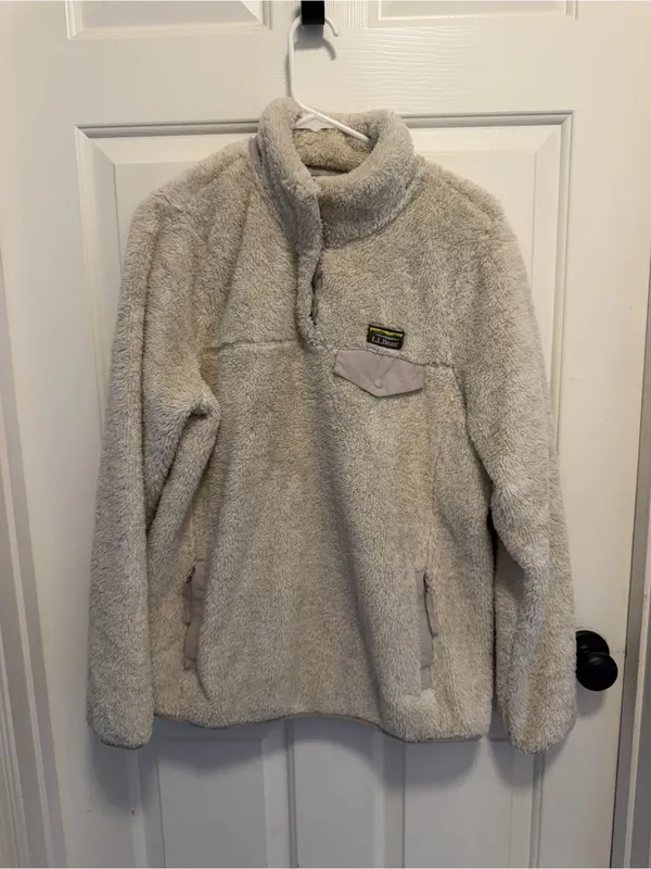 L.L. Bean Hi-Pile Fleece Pullover Size Medium - Image 2