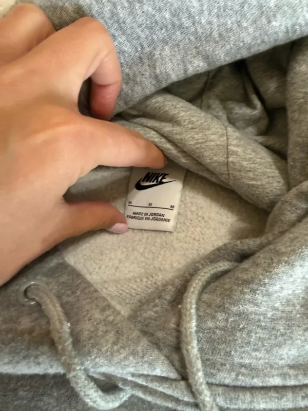 Nike Women’s Hoodie Grey - Image 2