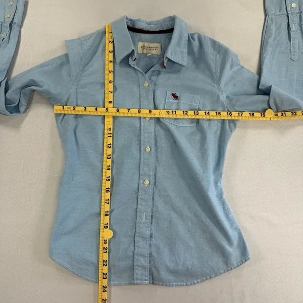 Abercrombie and Fitch - Chambray Button Up Top Women's Size Med Y2K Denim - Image 9
