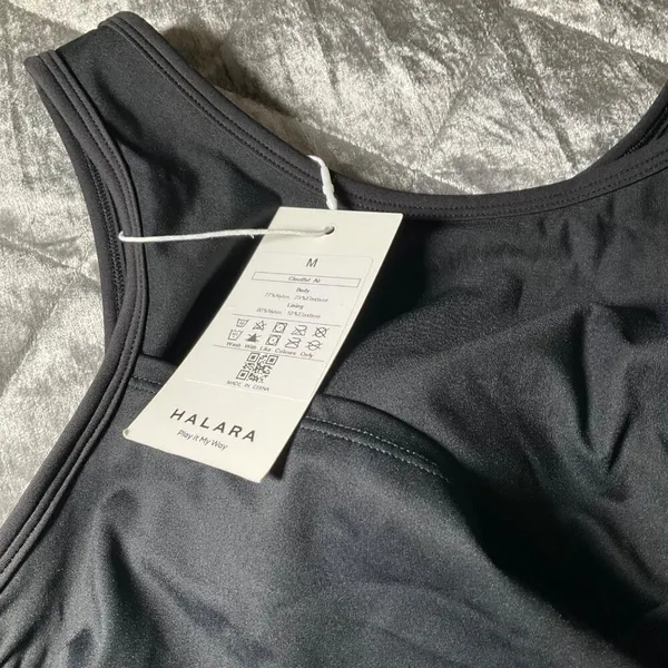 Halara Women's Black Athletic Tank Top Crisscross Design Medium Polyester & Span - Image 6