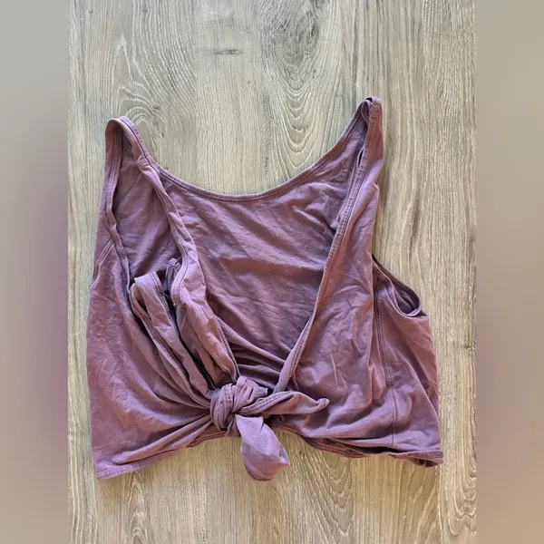 Lululemon Cropped Tie-Back Tank - Image 6
