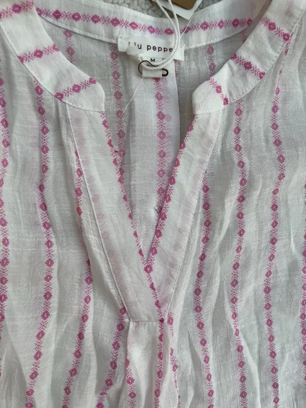 NWT Blu Pepper Women’s -top Floral Pink Size M - Image 5