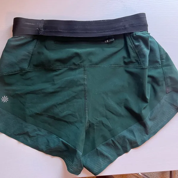 Athleta Interval Run Green Shorts XXS - Image 2