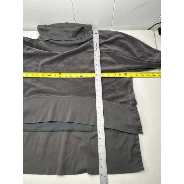 Free People Movement Last Chance Oversize Velour Charcoal Pullover Size M - Image 7