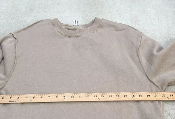 Amazhiyu Cropped Sweatshirt Long Sleeves Pullover Fleece Crop Top Medium Tan - Image 10