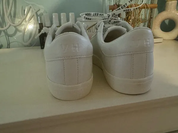 Vintage Havana Sneakers - Image 2