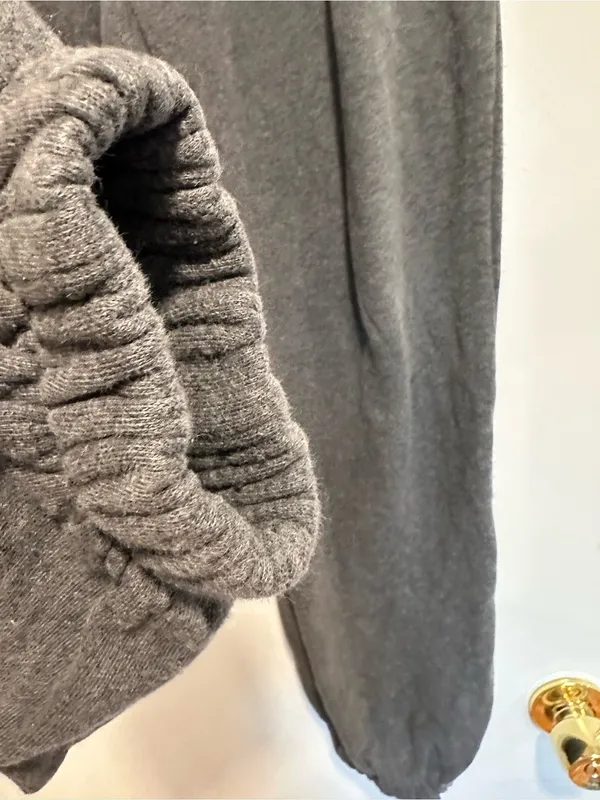 Brandy Melville Rosa sweatpants Sz:OS charcoal gray elastic waist/cuffs pockets. - Image 8
