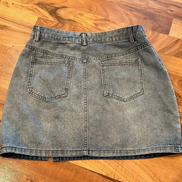 Women’s size medium‎ Gilli brand denim skirt - Image 4