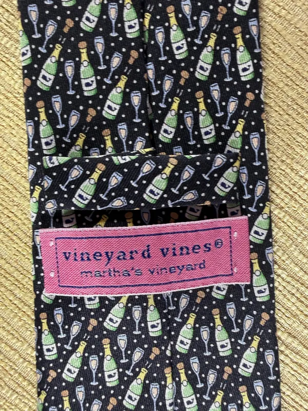 NWT Vineyard Vines Happy New Year 2017 Champagne Bottle Tie Black Novelty - Image 3