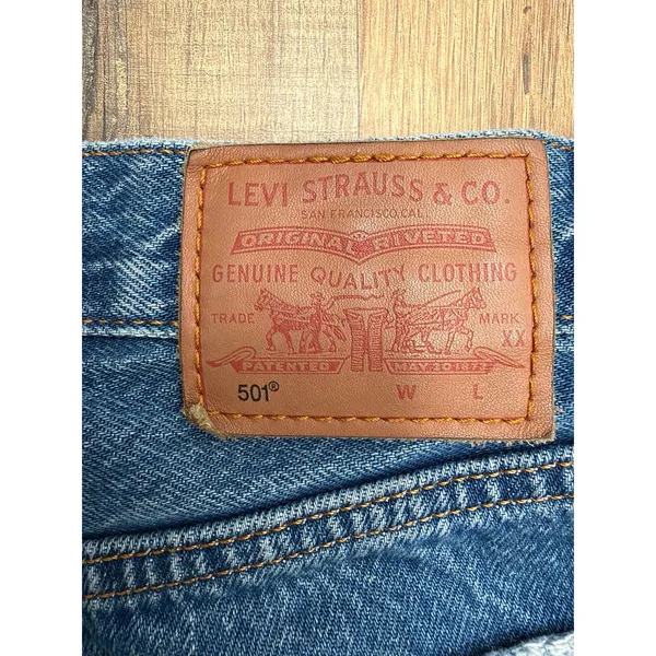 Levi's 501 Original Women's 26x28 Medium Wash Button Fly Distressed Jeans - Image 9