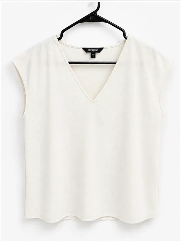 Express White V-Neck Cap Sleeve Textured Shell Blouse - Size M - Image 3