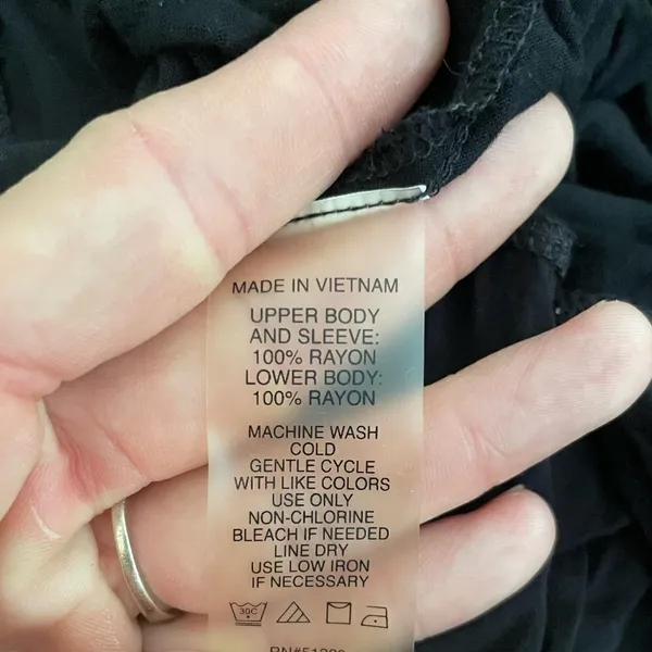 ‎Two by Vince Camuto black blouse Black Size XS - Image 7