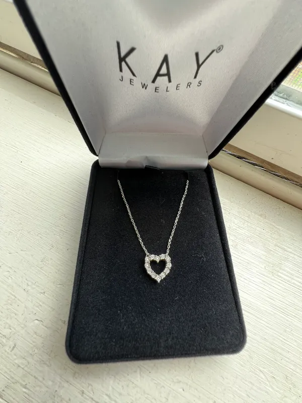 Kay Jewelers Diamond necklace - Image 3
