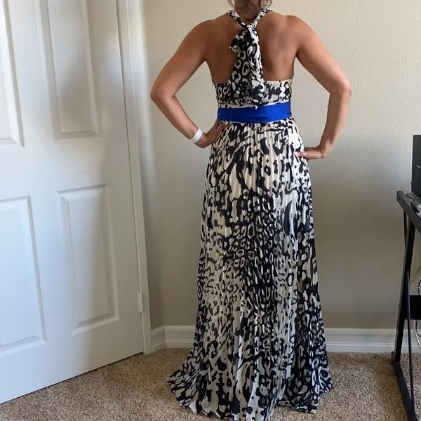 Eliza J Dress 4 Black & White Excellent Used Condition w/ Sash - Image 2