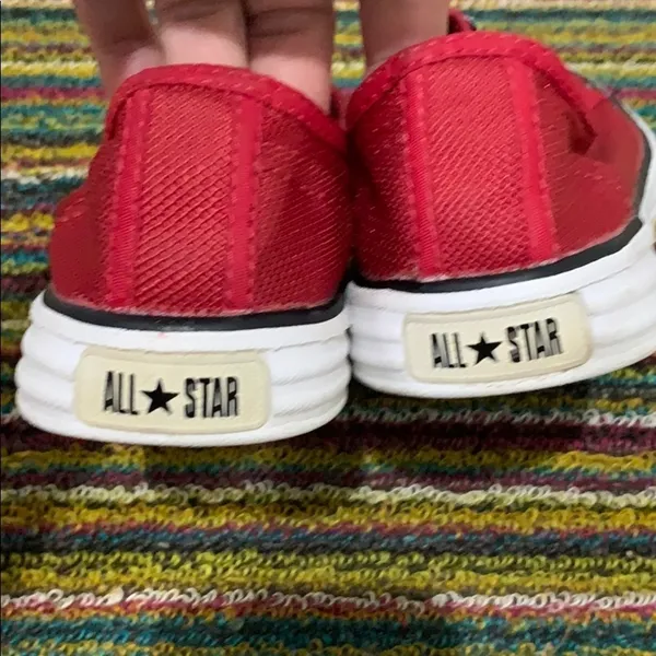 Converse Chuck It Red Mesh Slip on sneakers size 6 - Image 4
