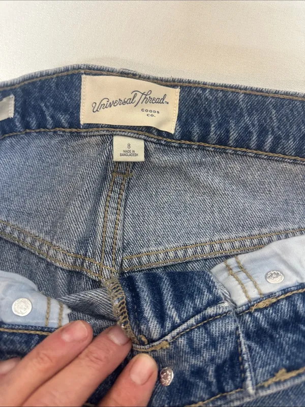 Universal Thread Blue High-Rise Wide-Leg Jeans - Image 4
