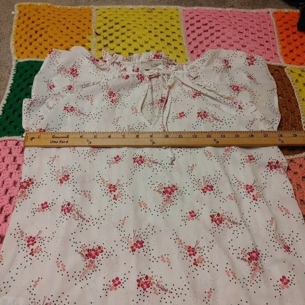 LOFT Size Medium M Sheer Floral Polka Dot Light Pink Blouse Flowy kawaii Cute - Image 2