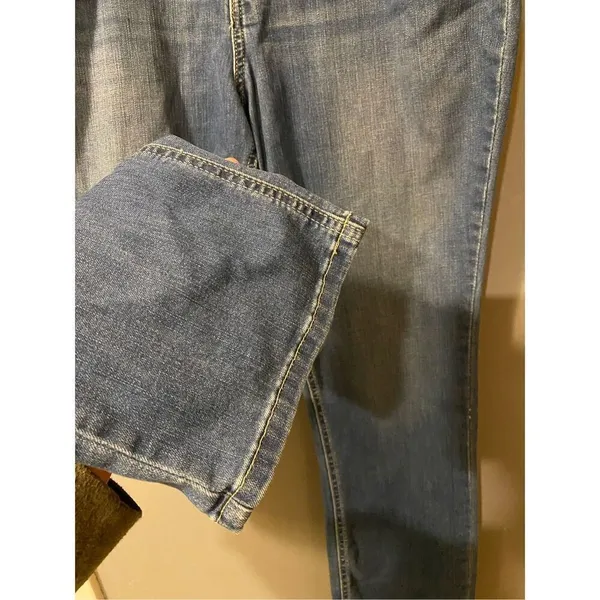 Riders By Lee Light Wash Midrise Straight Leg Jeans Size 16 - Image 3
