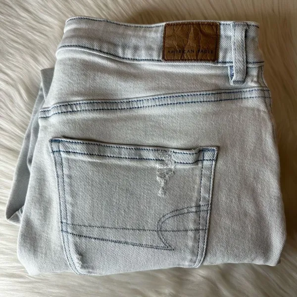 American Eagle Outfitters Mom Jeans Ripped High Waist Size 8 Short - Image 12