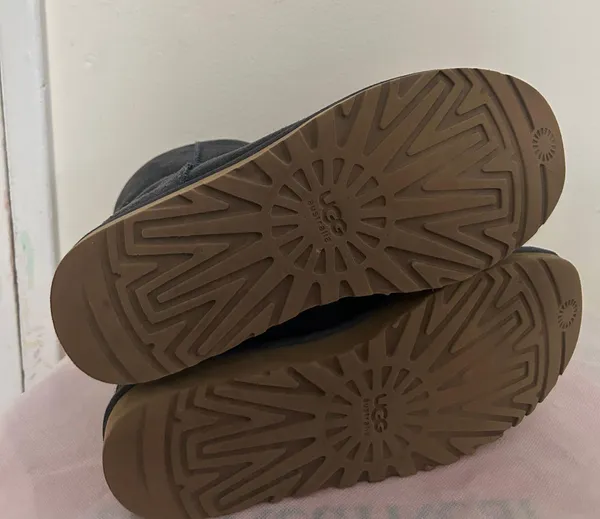 UGG Blue Classic Short - Image 3
