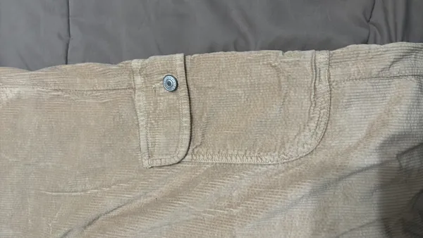 American Eagle corduroy pants, baggy, wide leg - Image 3