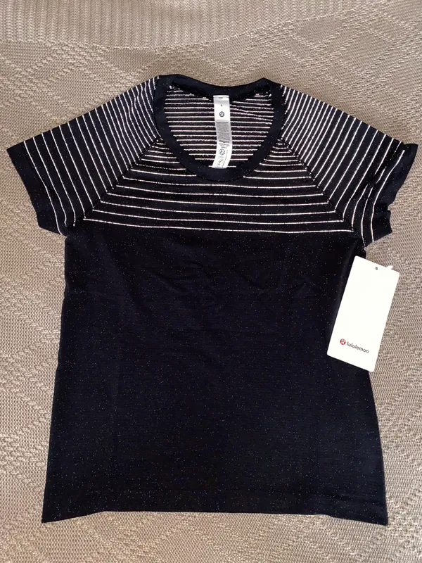 Lululemon Swiftly Tech Short Sleeve - Image 3