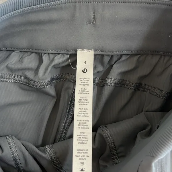 Lululemon Beyond the Studio Crop Joggers Pants Size 4 - Image 7