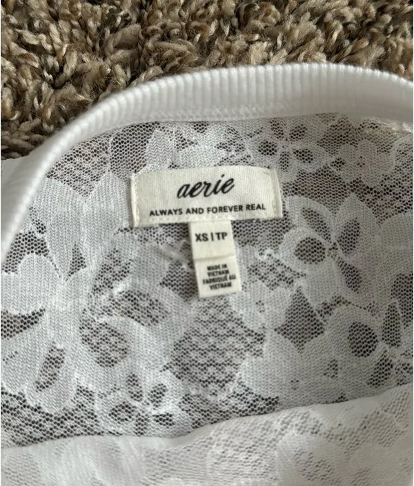 Aerie White Lace Top Extra Small - Image 3