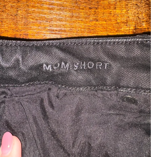 American Eagle Mom Shorts - Image 5