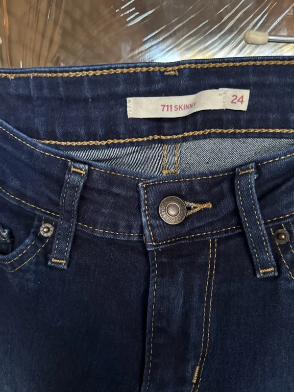 Levi’s Skinny 711 Jeans - Image 5