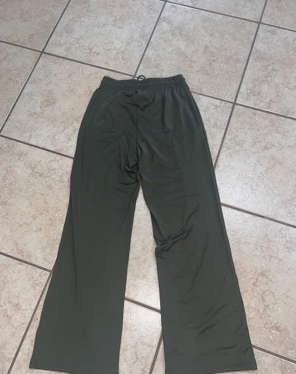 American Eagle Joggers - Image 5