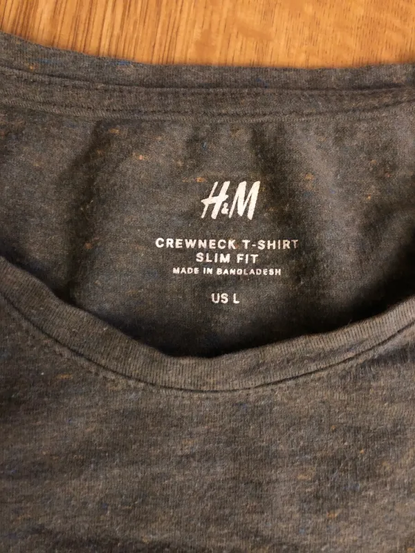 H&M Tshirt - Image 2