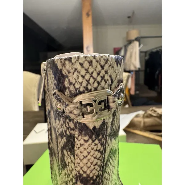 Sam Edelman Women's Paige 2 Gray Snake Print Size 6 Bootie - Image 7