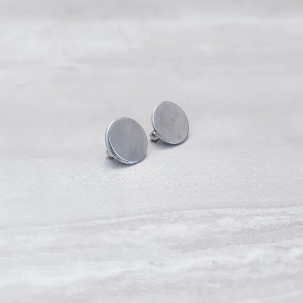 Vintage Clip On Earrings 5/8" Mirrored Silver Tone Disk - Marks - Fair Condition - Image 10