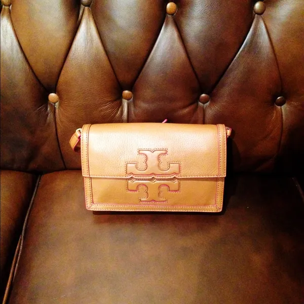 Tory Burch Jessica Clutch new with tags - Image 2