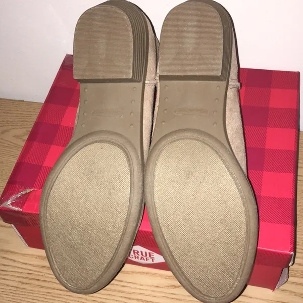 New True Craft 1” Heel Suede Feel Booties Natural - Image 8