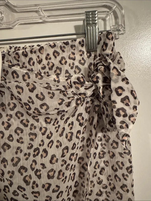 A&F Leopard Cover up Skirt NWT - Image 3
