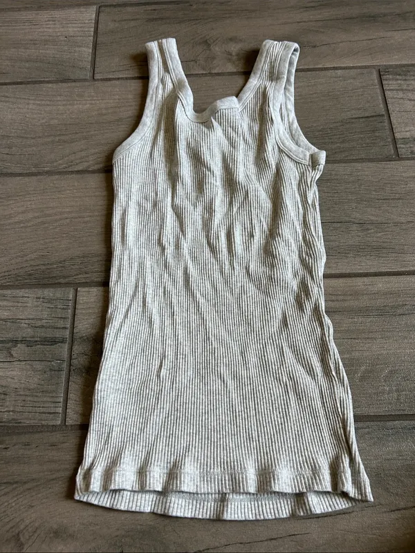 Uniqlo Ribbed Tank Top in Light gray - Image 4