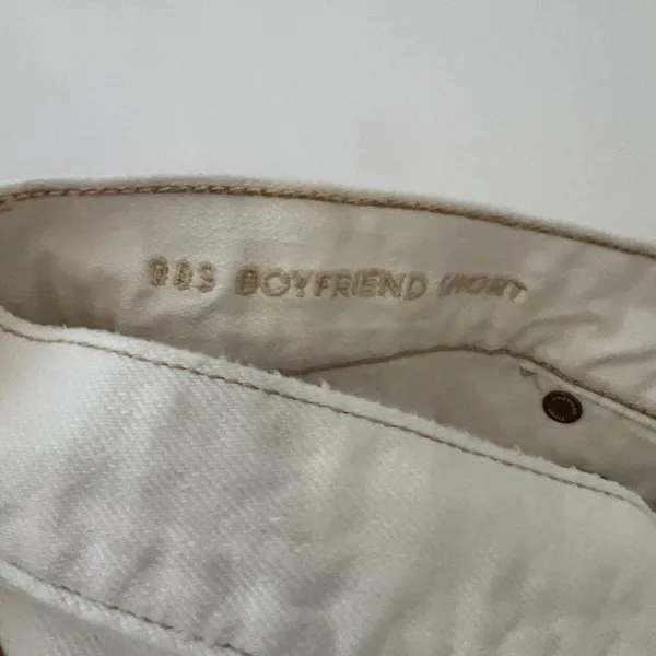 American Eagle Distressed Boyfriend Shorts in White - Image 4