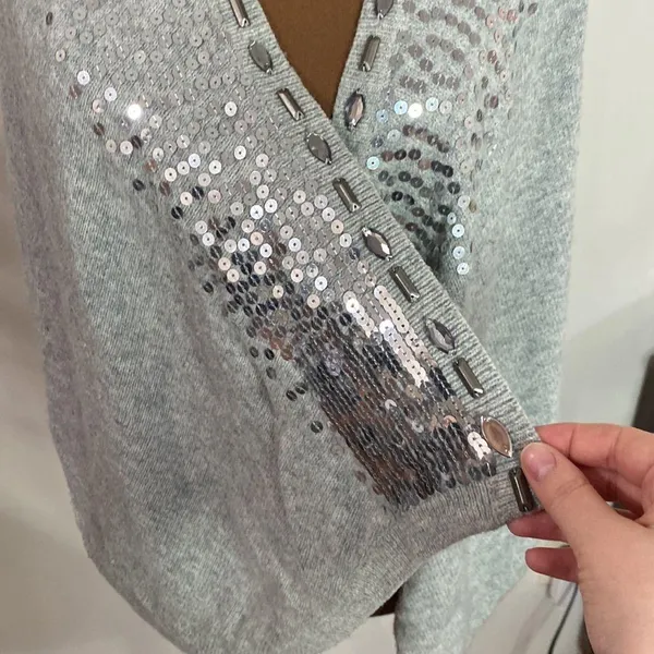 Abercrombie & Fitch embellished sequined high low wool blend grey sweater vest M - Image 7