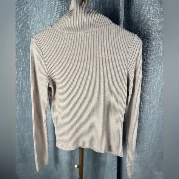 Aritzia Babaton Traverse Turtleneck Ribbed Sweater Cream Size Small - Image 10