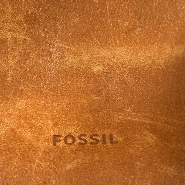 Fossil Women's Brown Leather Tote - Image 4