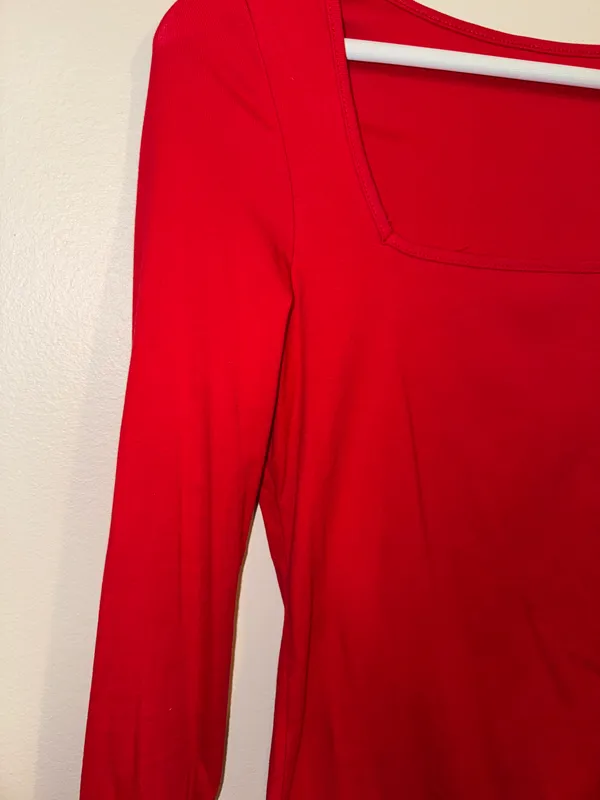 Scoop Neck Long Sleeve Top Size L - Image 2